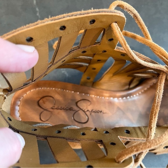 Jessica Simpson sz 7.5 chestnut suede cage sandals wedge - Picture 11 of 14